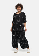'Noira' Blus – luftig, minimalistisk & uttrycksfull
