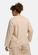 'Serena' Blus – ren, modern-asymmetrisk & med stretch